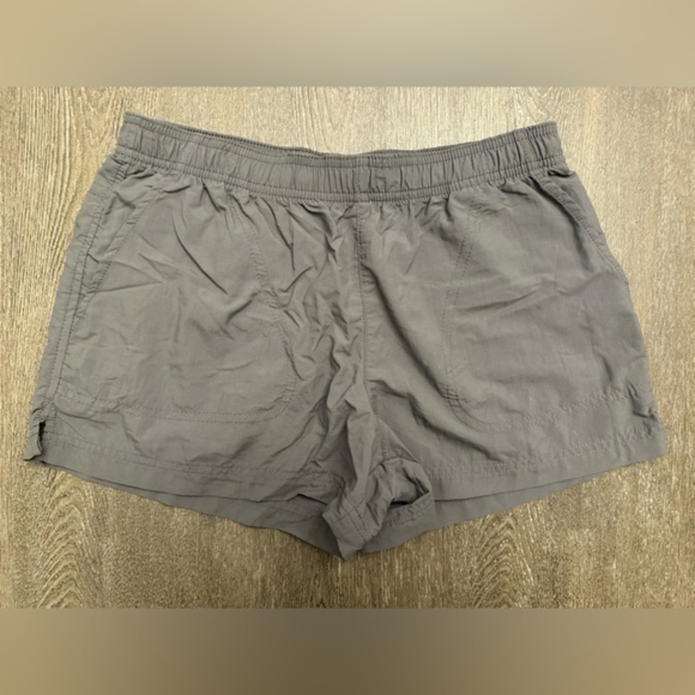 COLUMBIA GREY NYLON SHORTS - Size Small SKU:111